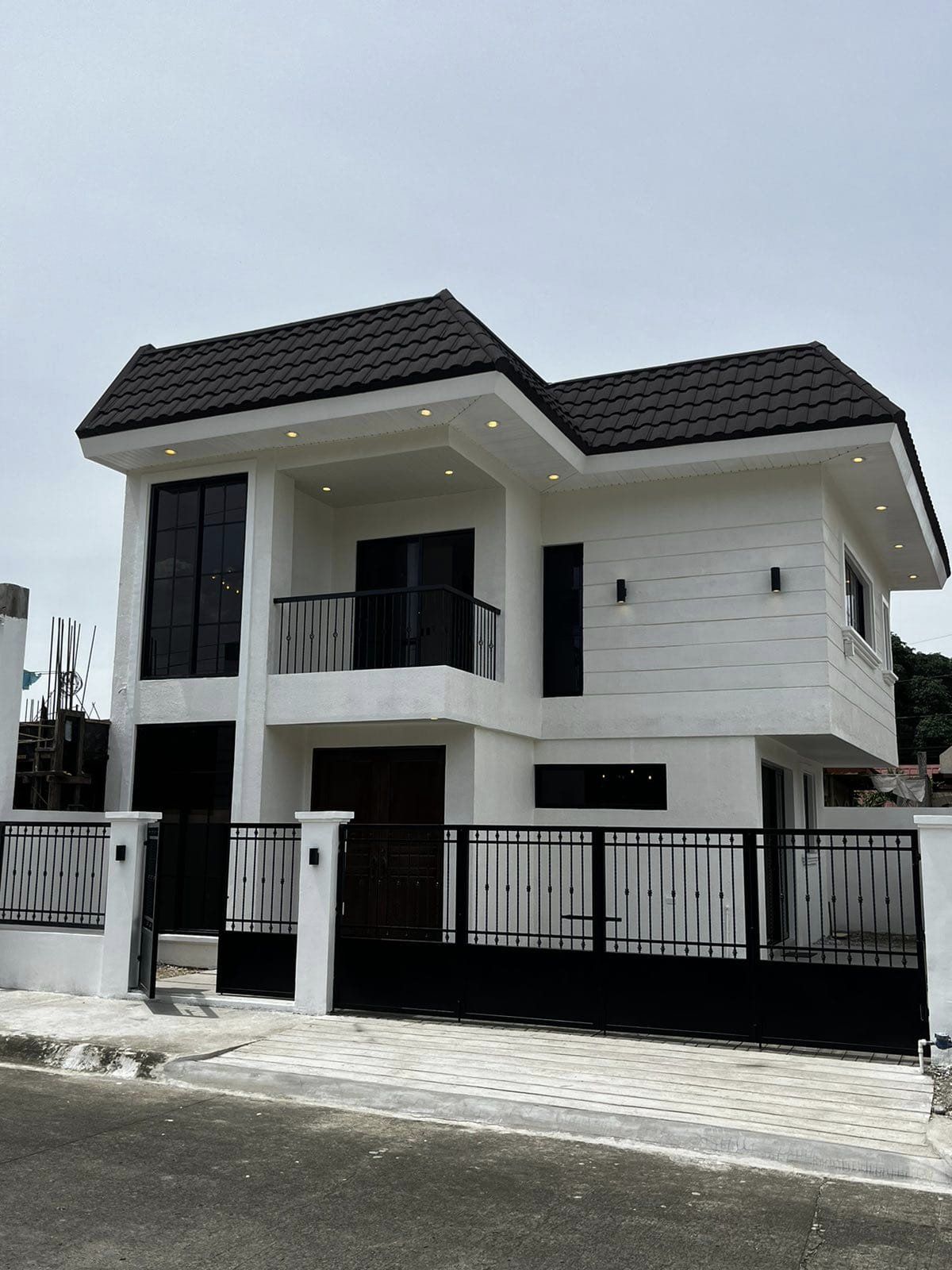 Modern3-BedroomHouseforSaleinHavila,Taytay,Rizal-1.jpg