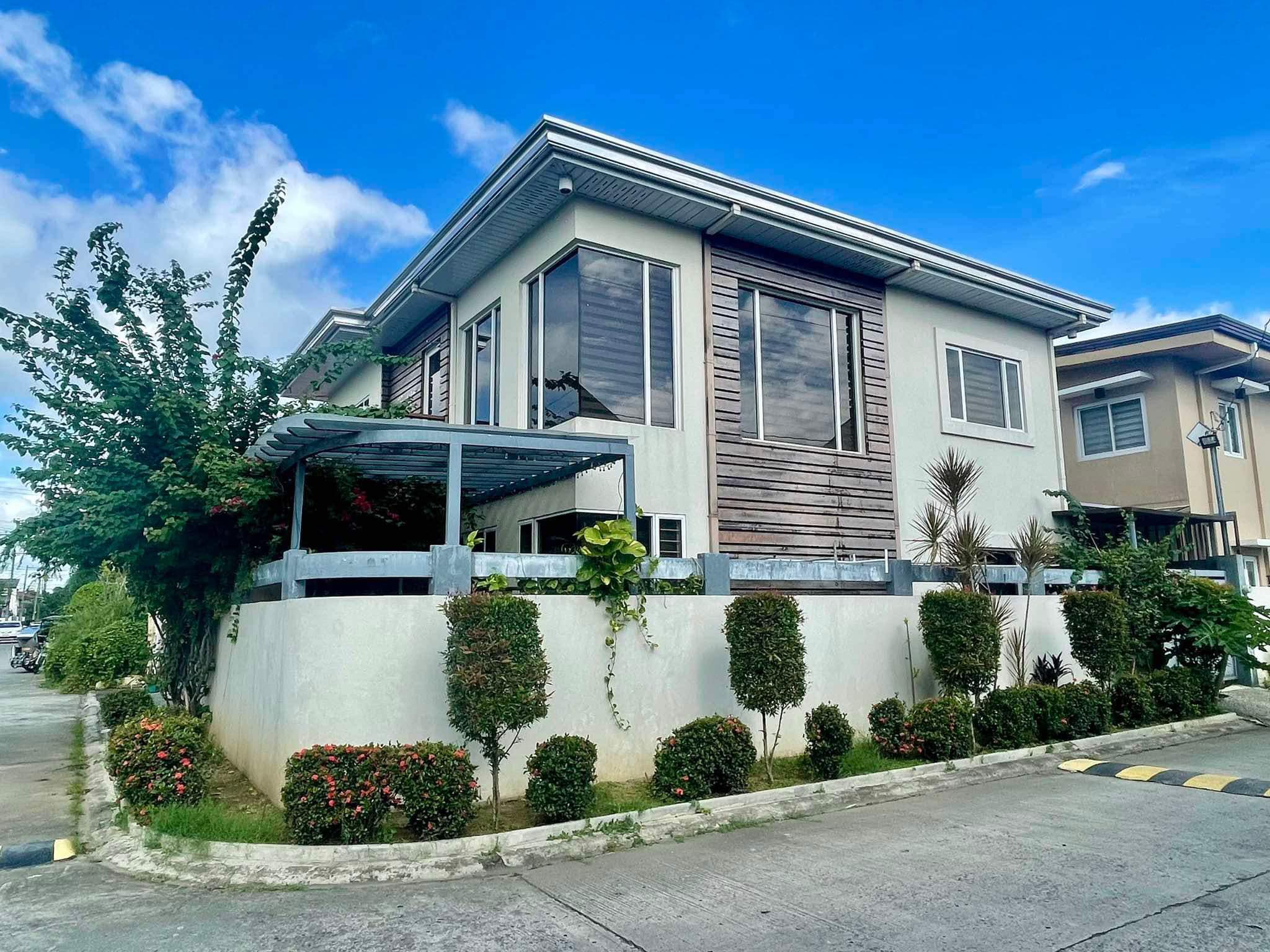 Beautiful5-BedroomHouseforSaleinPrimaveraSubdivision,BaliuagBulacan-1.jpg