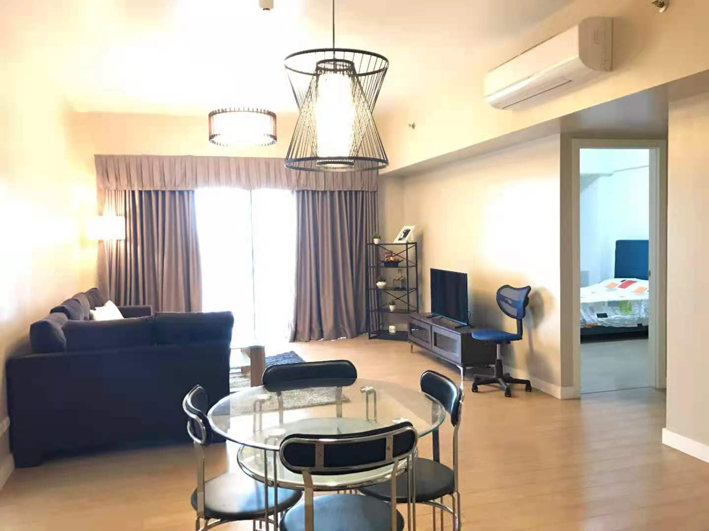 Cozy2-BedroomCondoUnitforSaleinOneShangrila,Mandaluyong-1.jpg