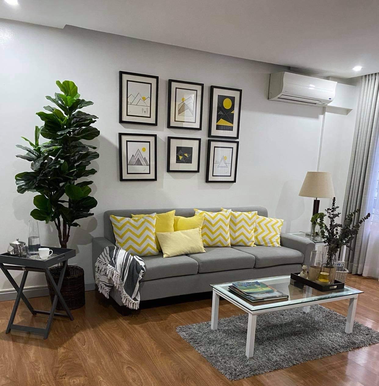 Attractive3-BedroomTownhouseforSaleinBrgy.HolySpirit,Commonwealth,QuezonCity-1.jpg