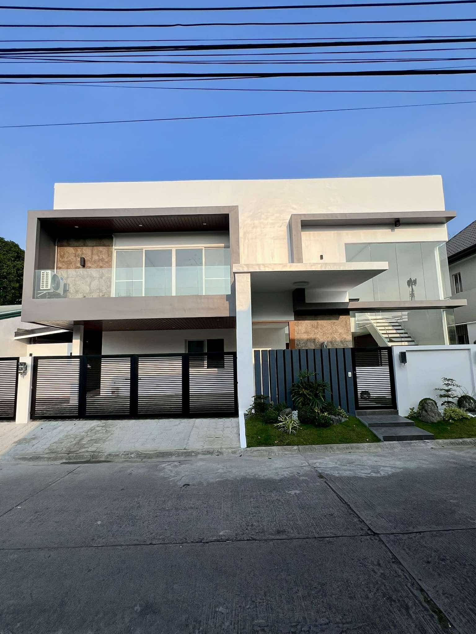 BrandNew4-BedroomModernHouseandLotinBFHomes,Parañaque-1.jpg