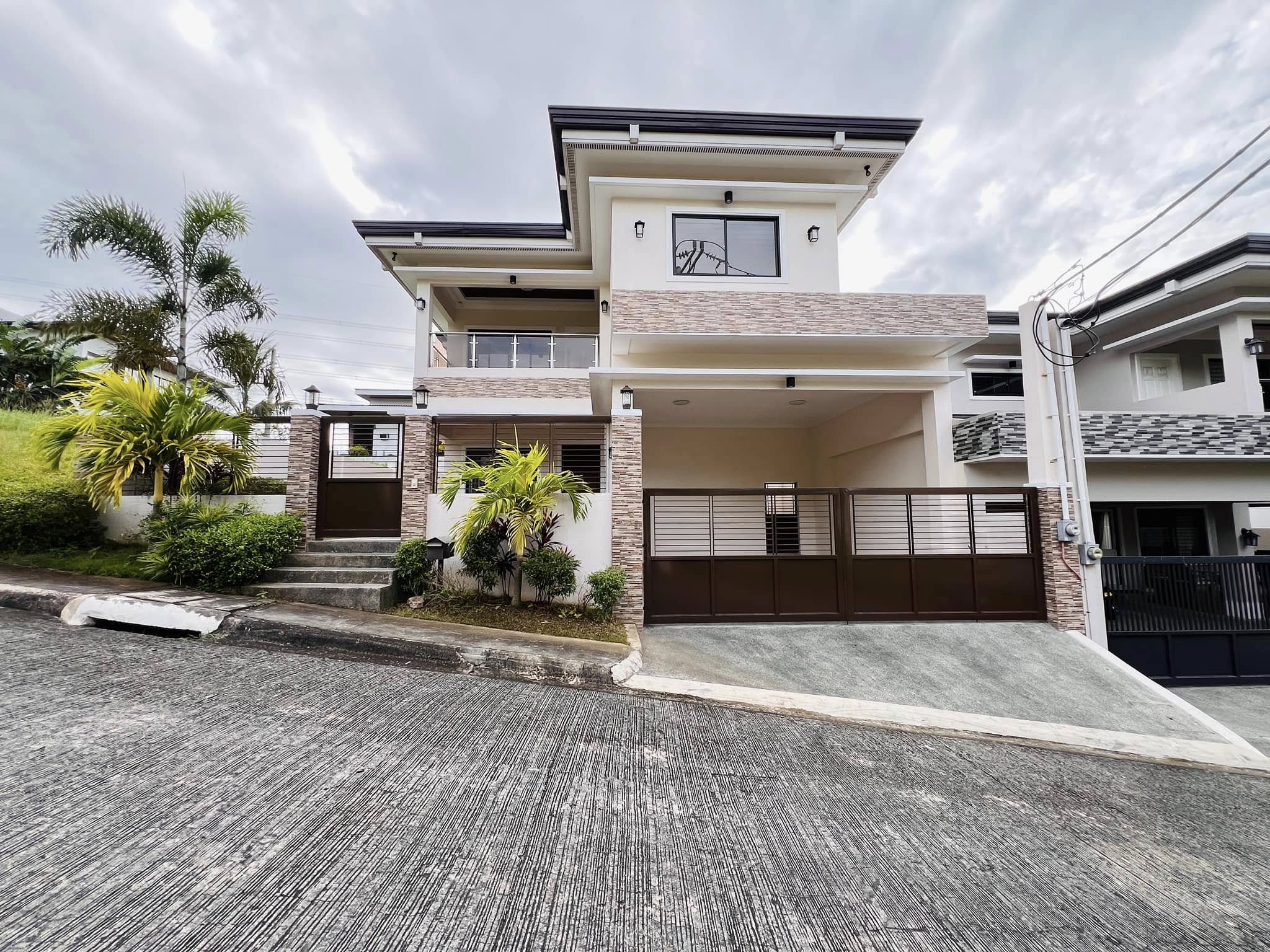 Astonishing5-BedroomHouseandLotforSaleinHavila,Taytay,Rizal-1.jpg