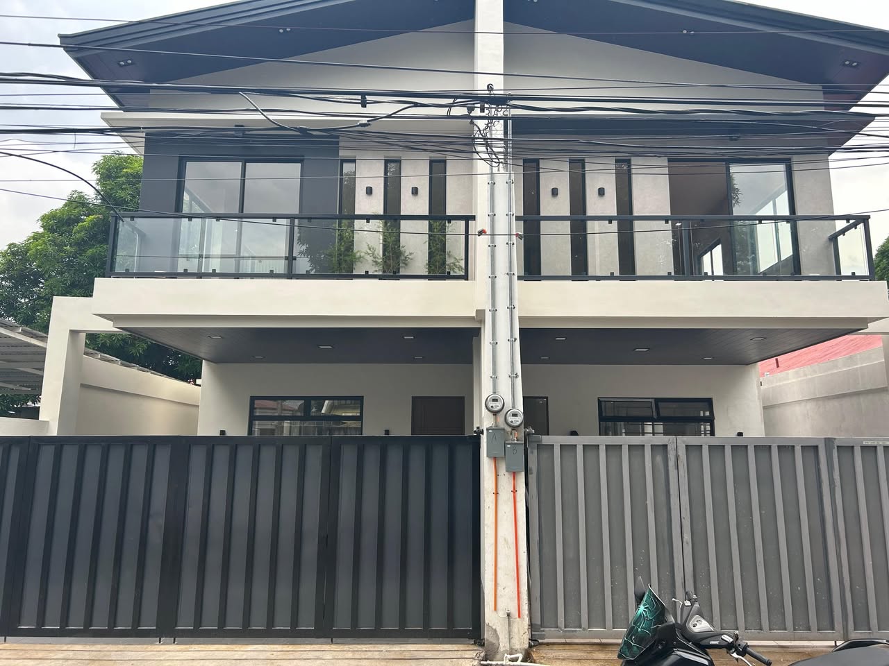 Charming3-BedroomTownhouseinBetterlivingSubd.Don Bosco,Parañaque-1.jpg