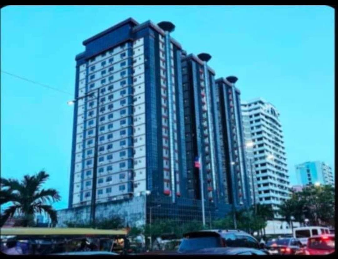 2,228SQMCommercialPropertyforSalealongRoxasBoulevard,Parañaque-1.jpg