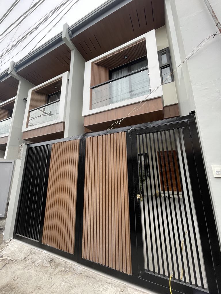 Charming3-BedroomTownhouseforSaleinGreenvilleSubd.Novaliches,QuezonCity-1.jpg