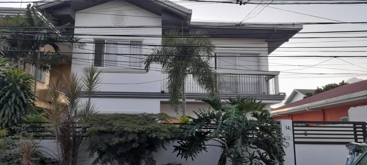 Inviting5-BedroomHouseandLotforSaleinGreenHeightsVill.Sucat,Parañaque-1.jpg